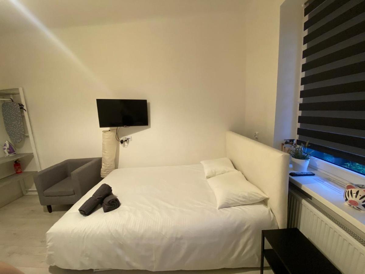 Chopin Apartments Self Check-In Warszawa Exteriör bild
